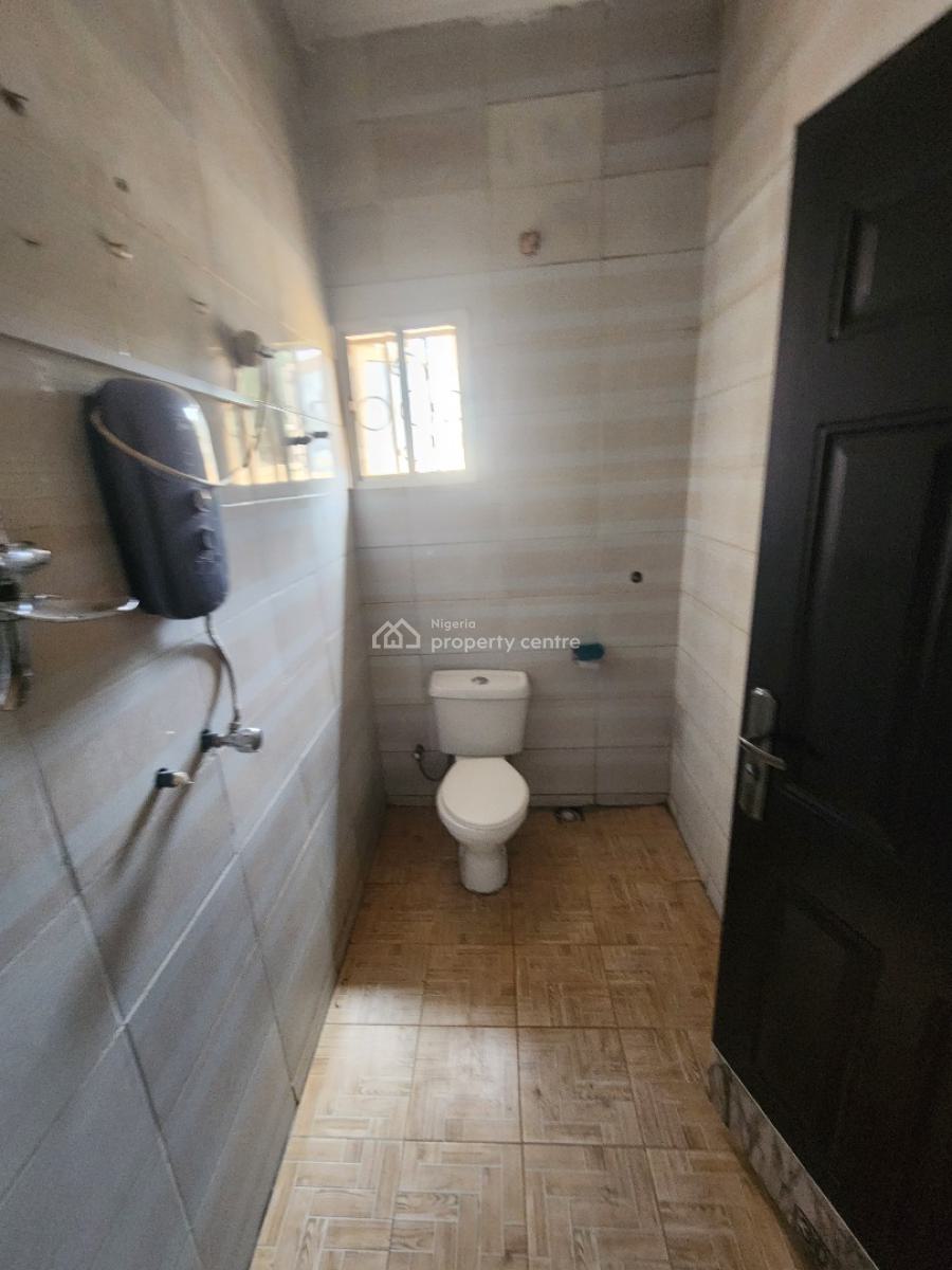 Luxury Three Bedroom Block of Flat, News Engineering, Dawaki, Gwarinpa, Abuja, Flat / Apartment for Rent