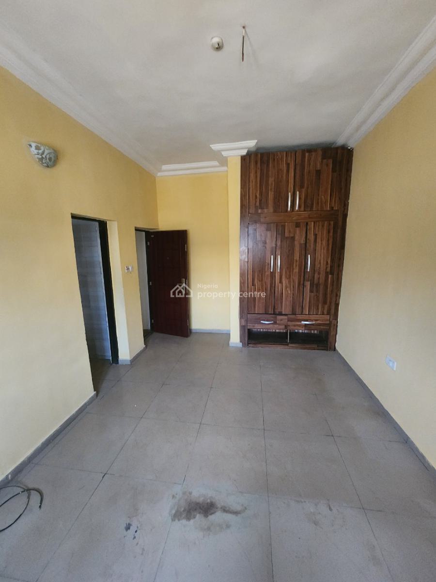 Luxury Three Bedroom Block of Flat, News Engineering, Dawaki, Gwarinpa, Abuja, Flat / Apartment for Rent