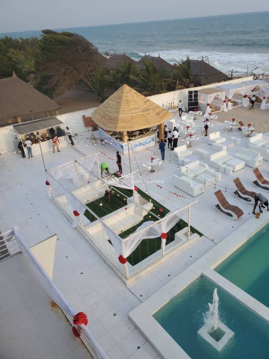 Beach Club House + 16 Rooms Sitting on 4,000 Sqm of Land, Off Abraham Adesanya, Ajah, Lagos, Commercial Property for Sale