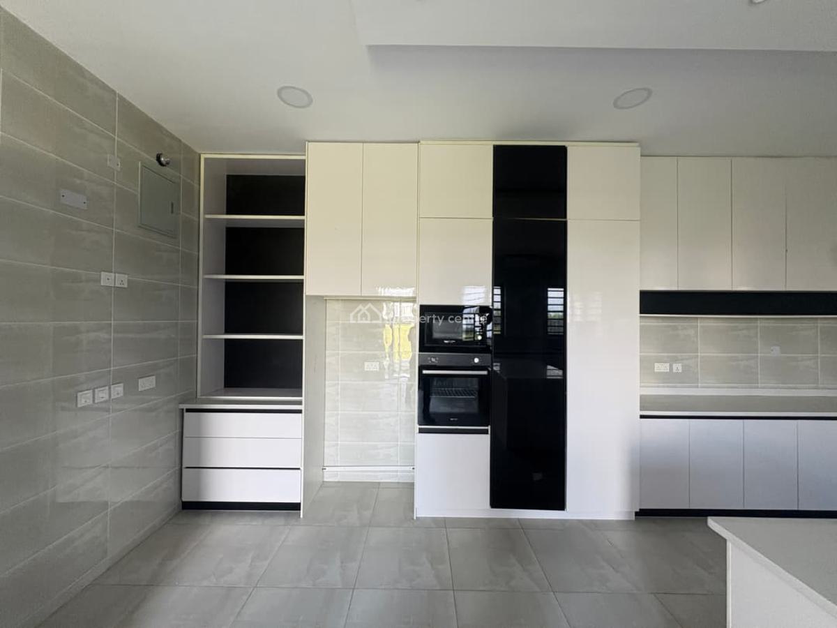 5 Bedroom Semi Detached Duplex, Cowrie Creek Estate, Osapa, Lekki, Lagos, Semi-detached Duplex for Sale