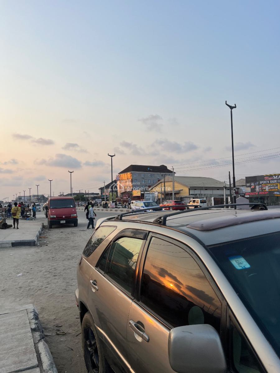Gidi Mall, Sangotedo, Ajah, Lagos, Shop for Sale