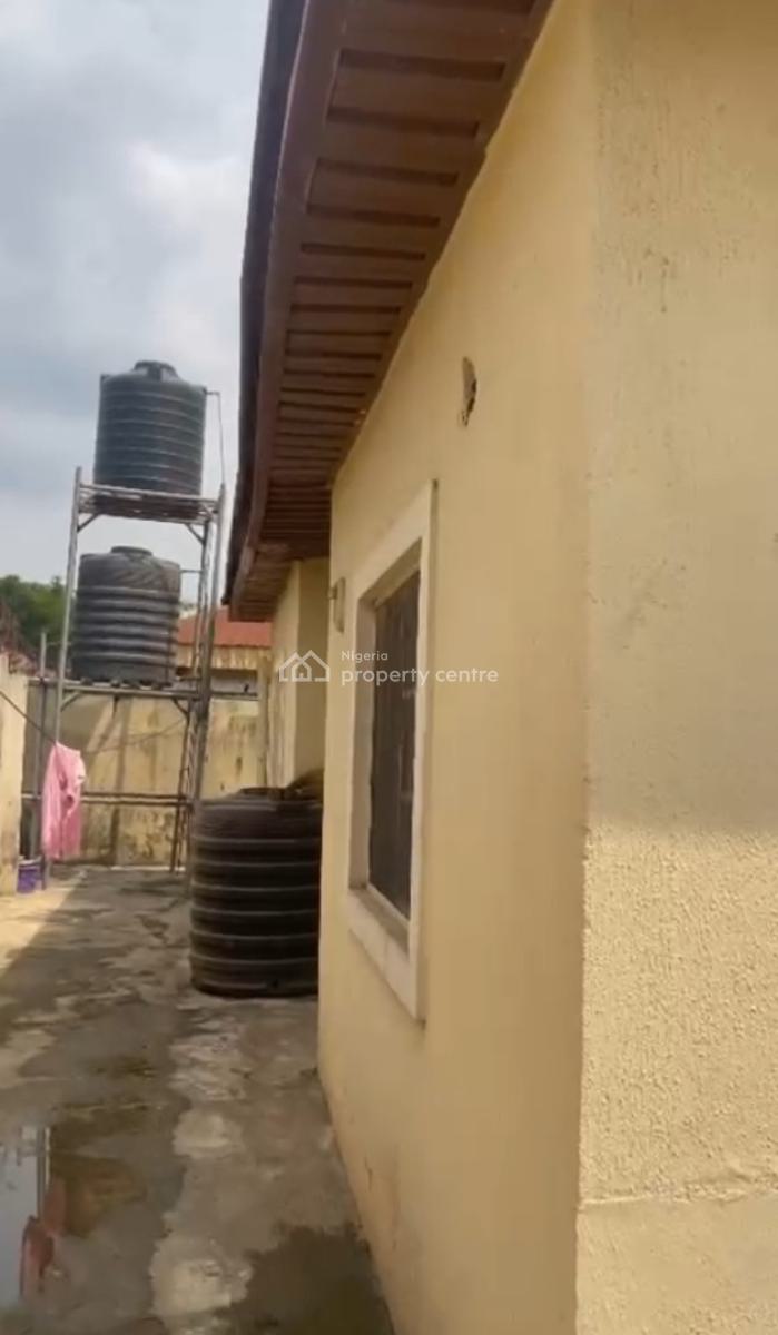 Block of Flat, 2 Units of 2 Bedroom ,2 Units of Mini Flat, Off Gasline Junction, Magboro, Ogun, Block of Flats for Sale