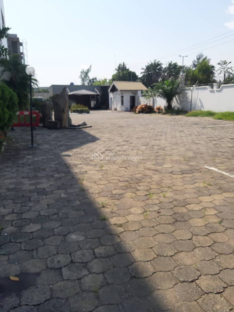 Lettable Space: 2,600sqm Can Park About 40 Cars. Its 4 Floor Complex, Buordillon, Old Ikoyi, Ikoyi, Lagos, Commercial Property for Rent