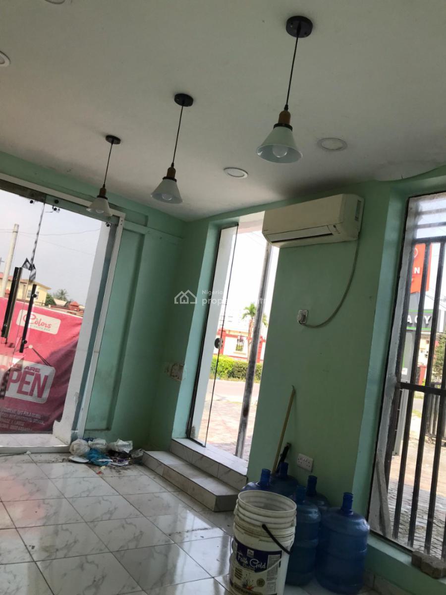Standard and Portable Downstairs Shop Space, Major Road Off Admiralty Way, Lekki Phase 1, Lekki, Lagos, Shop for Rent