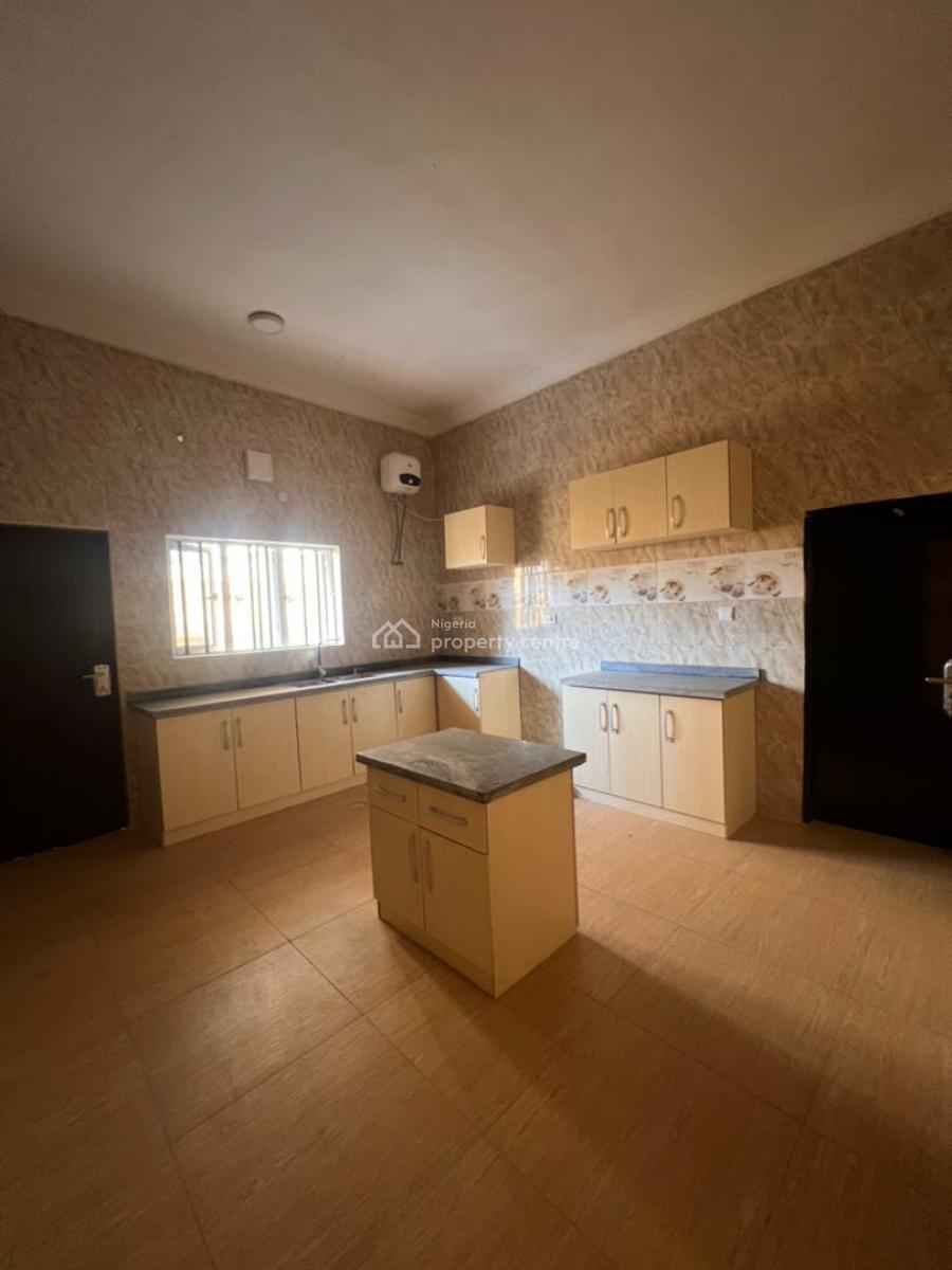 a Brand New Spacious 3-bedroom Flat, Gaduwa District, Gaduwa, Abuja, Flat / Apartment for Sale