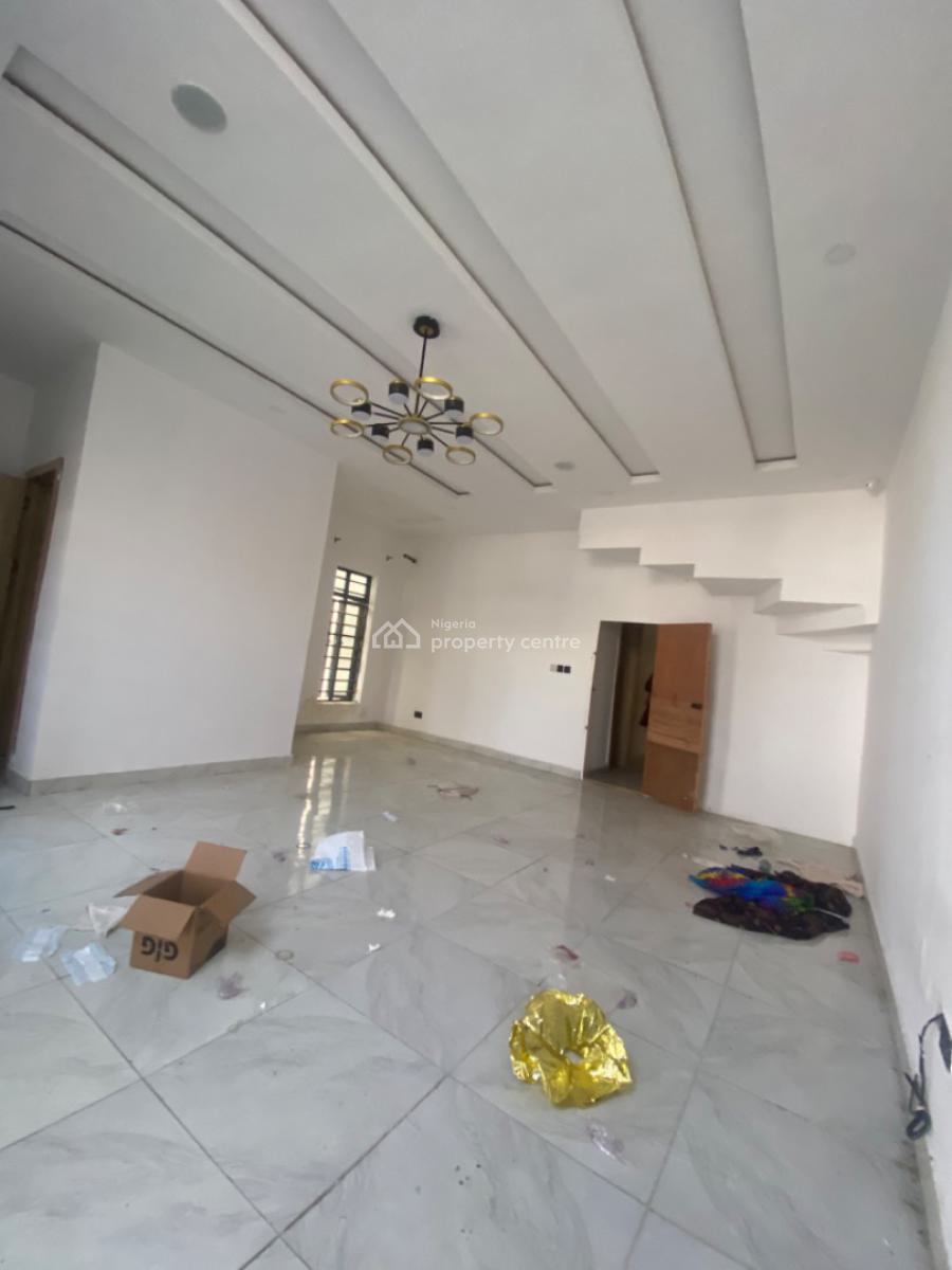 an Executive One Room Shared Apartment, Mobil Road Illaje Ikota Lekki Phase2, Lekki, Lagos, Self Contain (single Rooms) for Rent