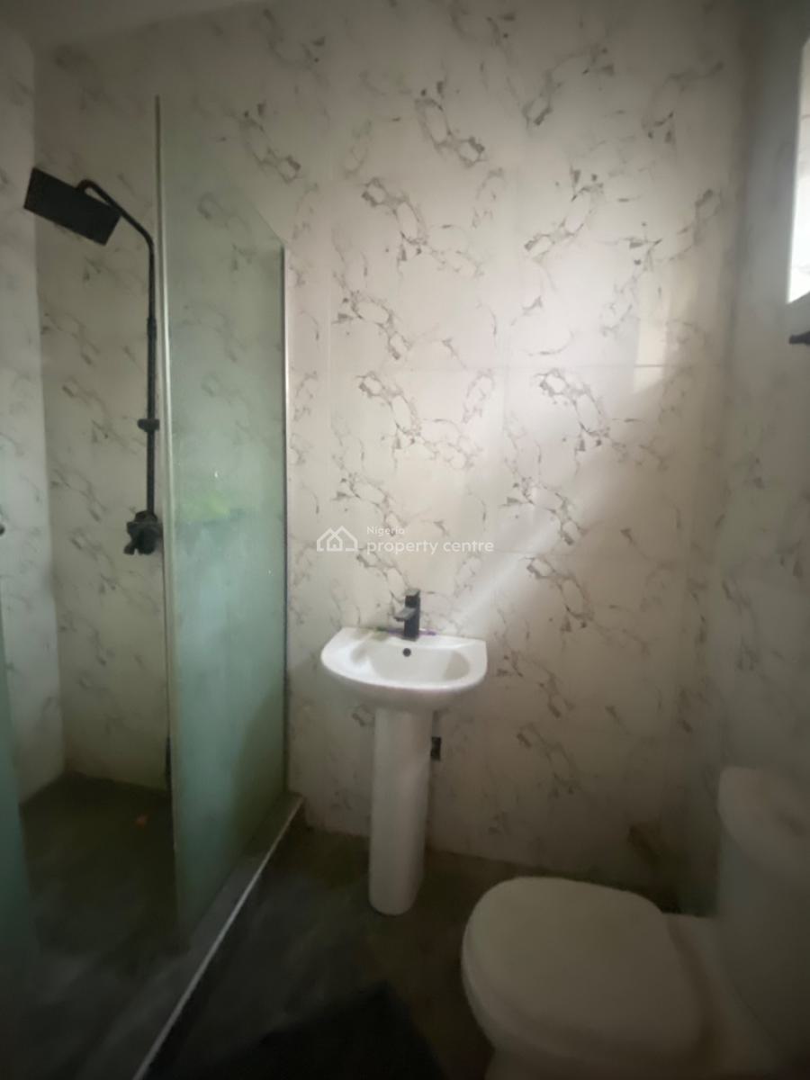 an Executive One Room Shared Apartment, Mobil Road Illaje Ikota Lekki Phase2, Lekki, Lagos, Self Contain (single Rooms) for Rent