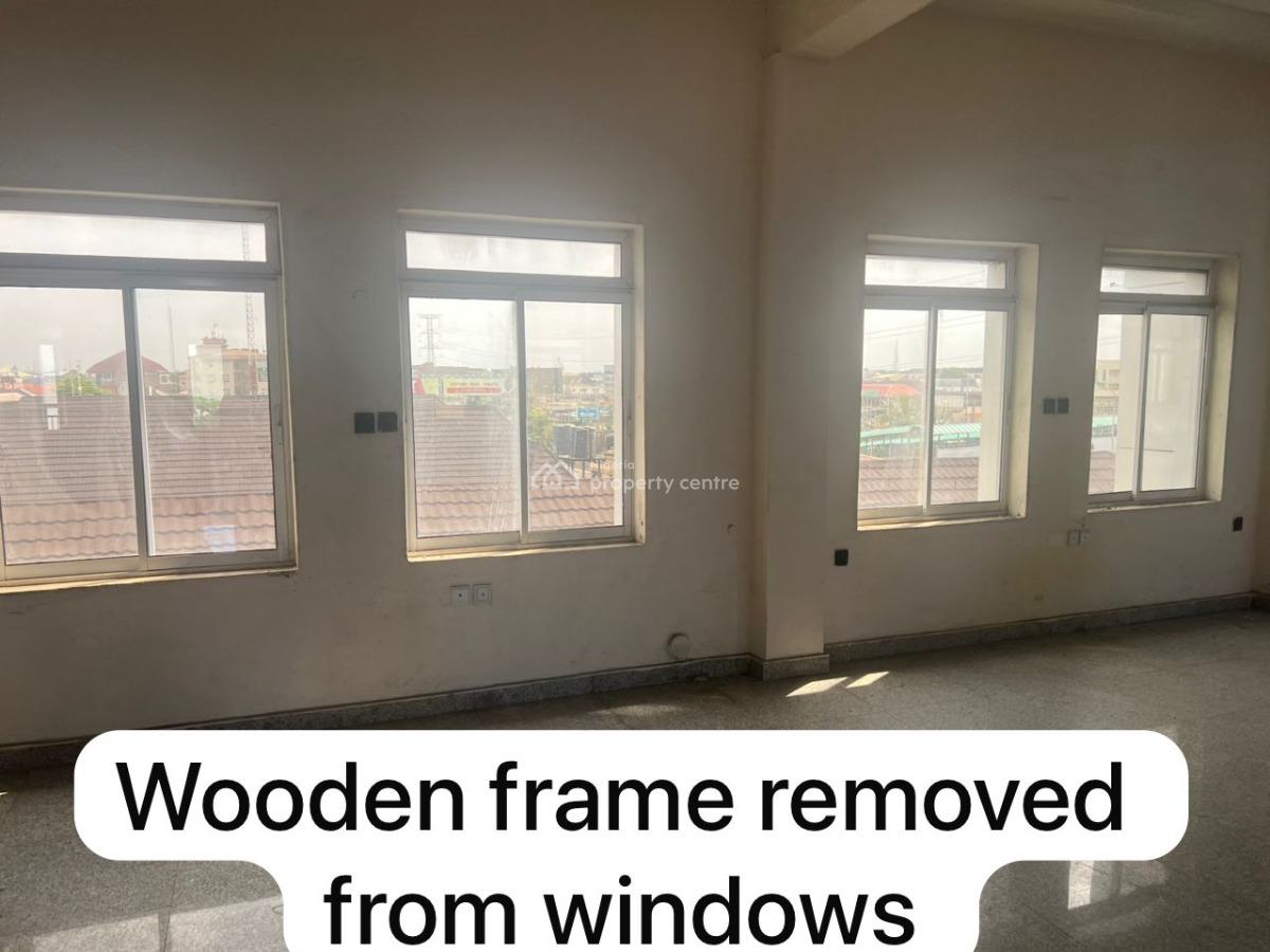 Landmark  Five (5) Storey Building, Facing Lekki Express Road, Lekki, Lagos, Office Space for Rent