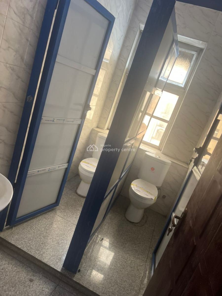 Landmark  Five (5) Storey Building, Facing Lekki Express Road, Lekki, Lagos, Office Space for Rent