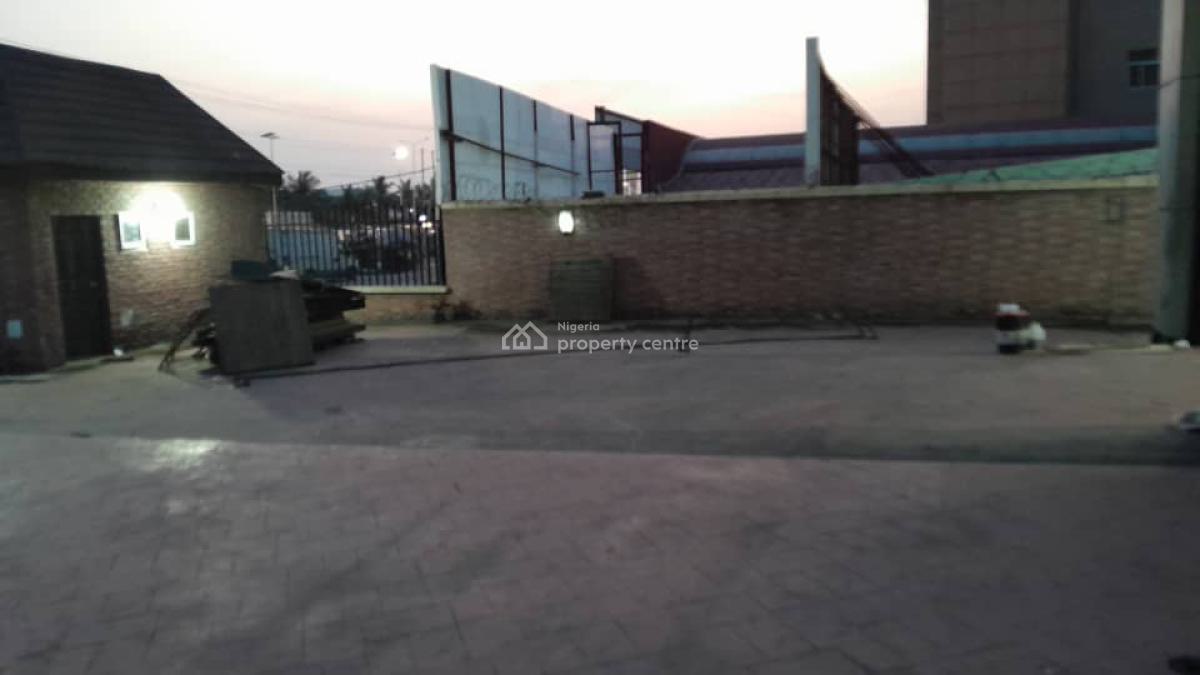 Landmark  Five (5) Storey Building, Facing Lekki Express Road, Lekki, Lagos, Office Space for Rent