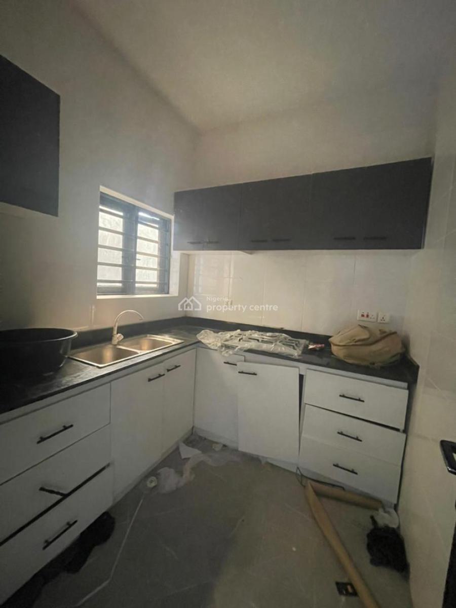 Newly Built 2 Bedroom Apartment, Ologolo, Lekki, Lagos, Flat / Apartment for Rent