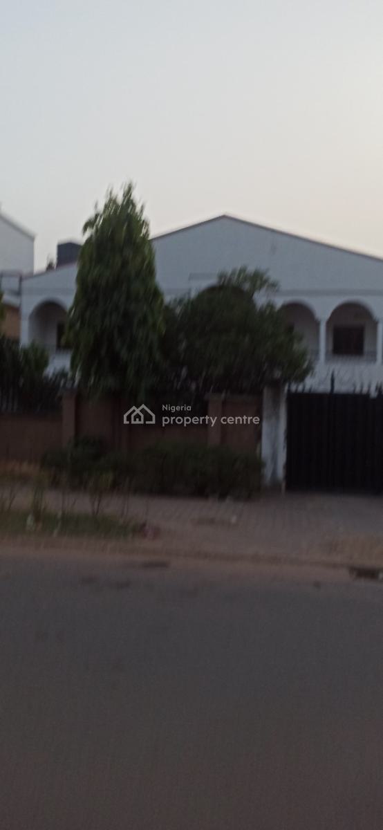 Fully Detached 5 Bedrooms with 4 Rooms Bq, Wuse 2, Abuja, Detached Duplex for Sale