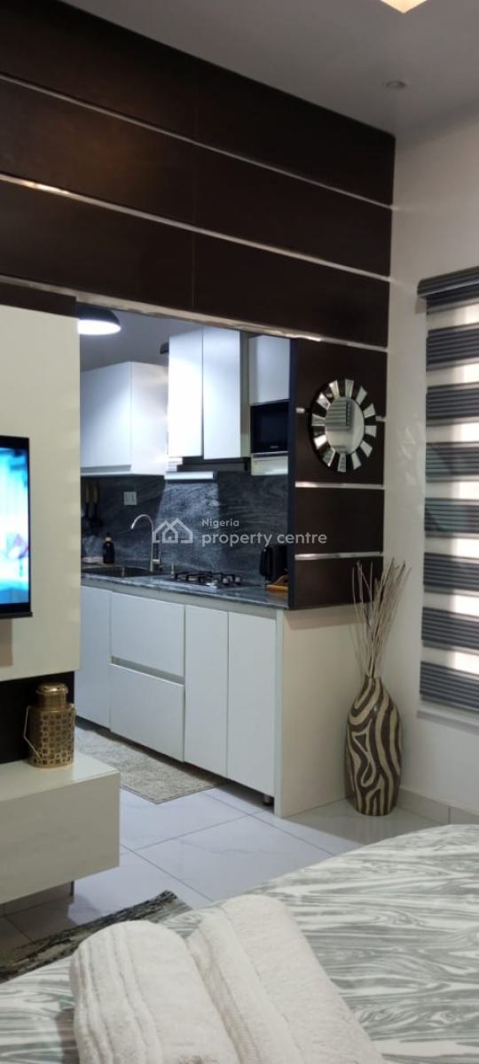 Well Maintained Service Studio Apartment, Happy Land Estate ..., Ajah, Lagos, Hotel / Guest House Short Let
