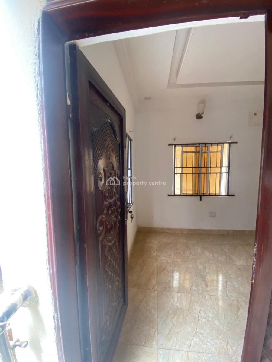 Portable 1bedroom Apartment on a Tarred Road, Wuye, Abuja, Flat / Apartment for Rent