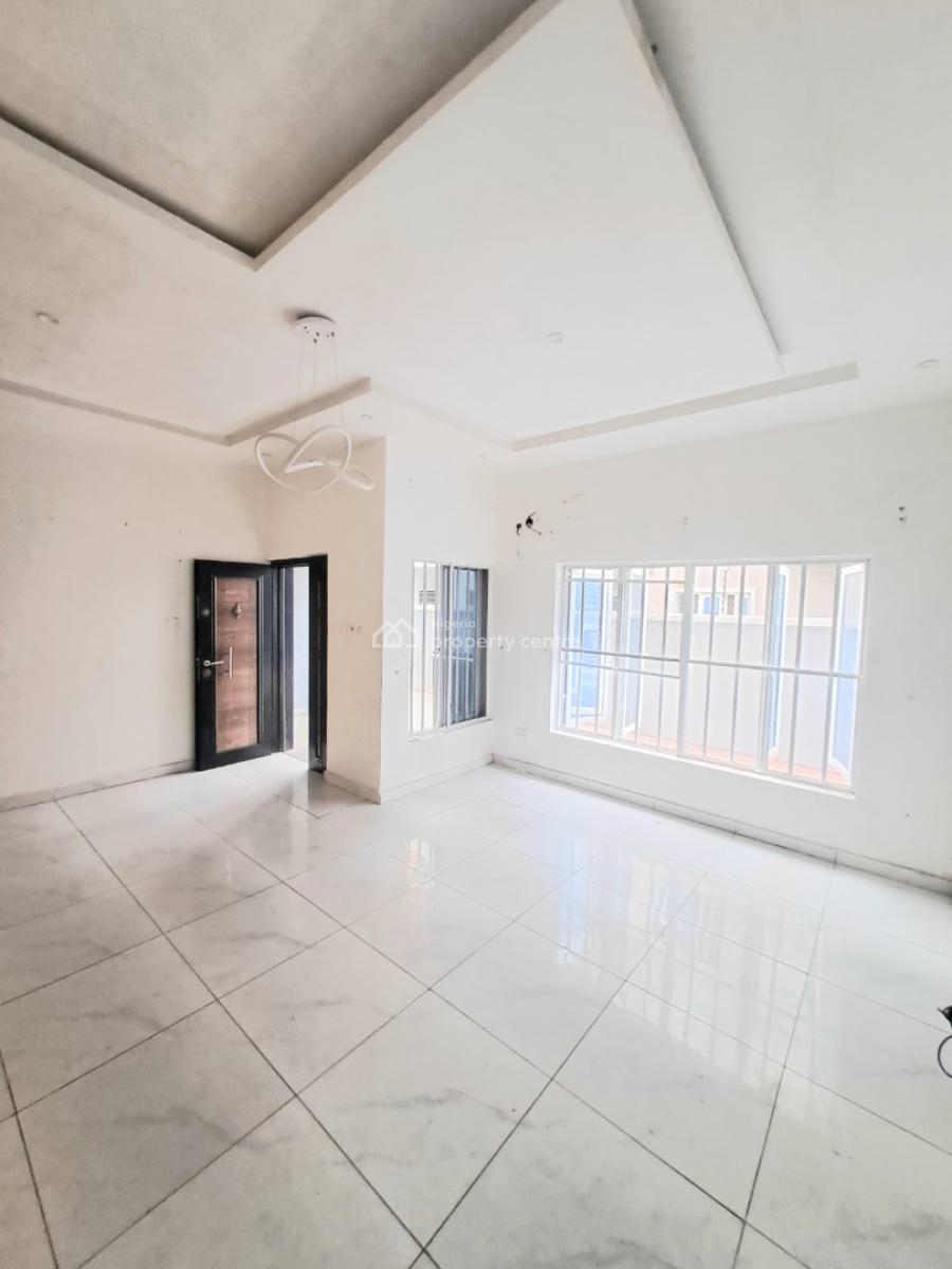 Well Built 3 Bedroom Apartment in a Gated Estate, Ikate By Salem, Lekki, Lagos, Flat / Apartment for Rent