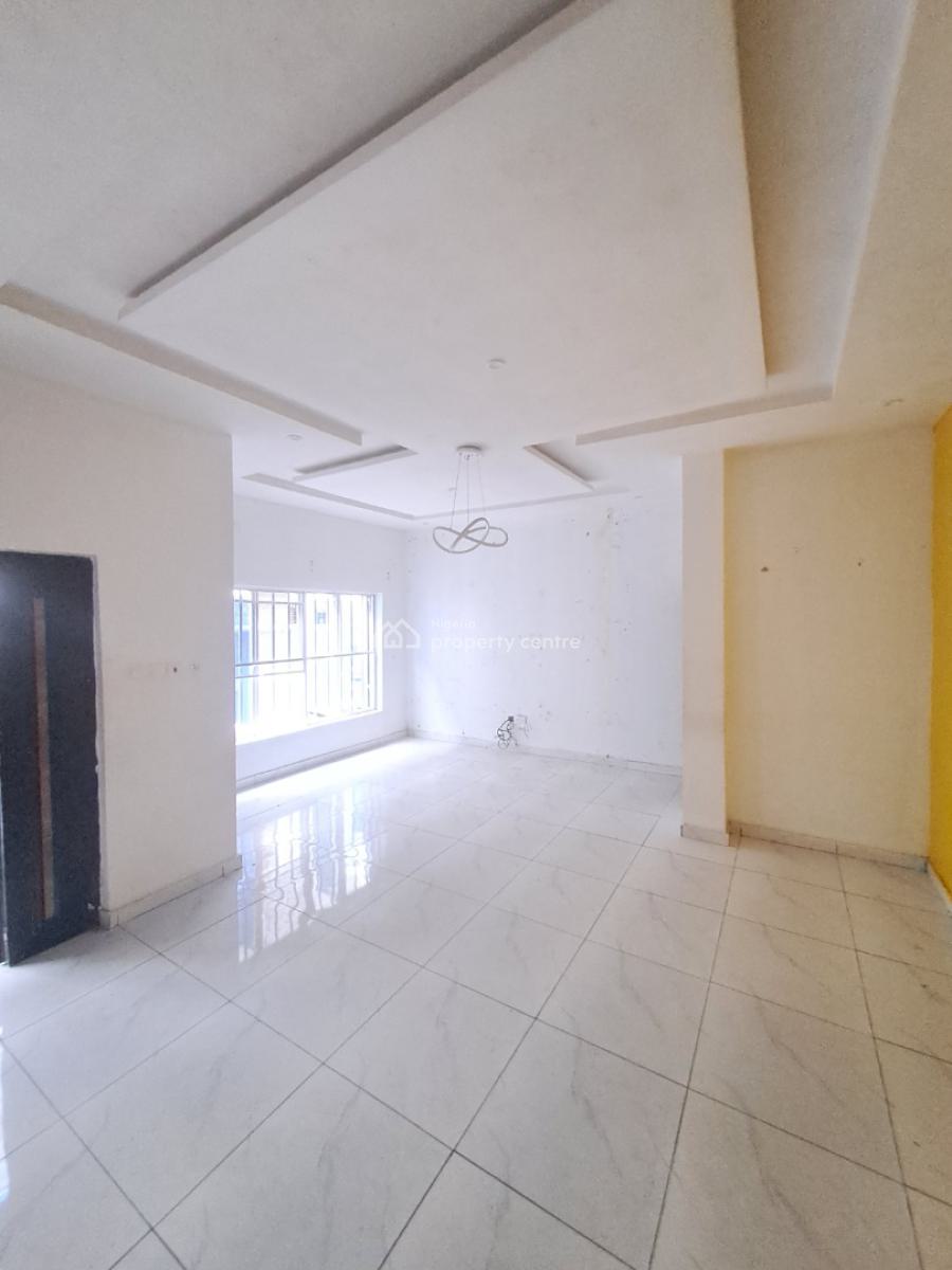 Well Built 3 Bedroom Apartment in a Gated Estate, Ikate By Salem, Lekki, Lagos, Flat / Apartment for Rent