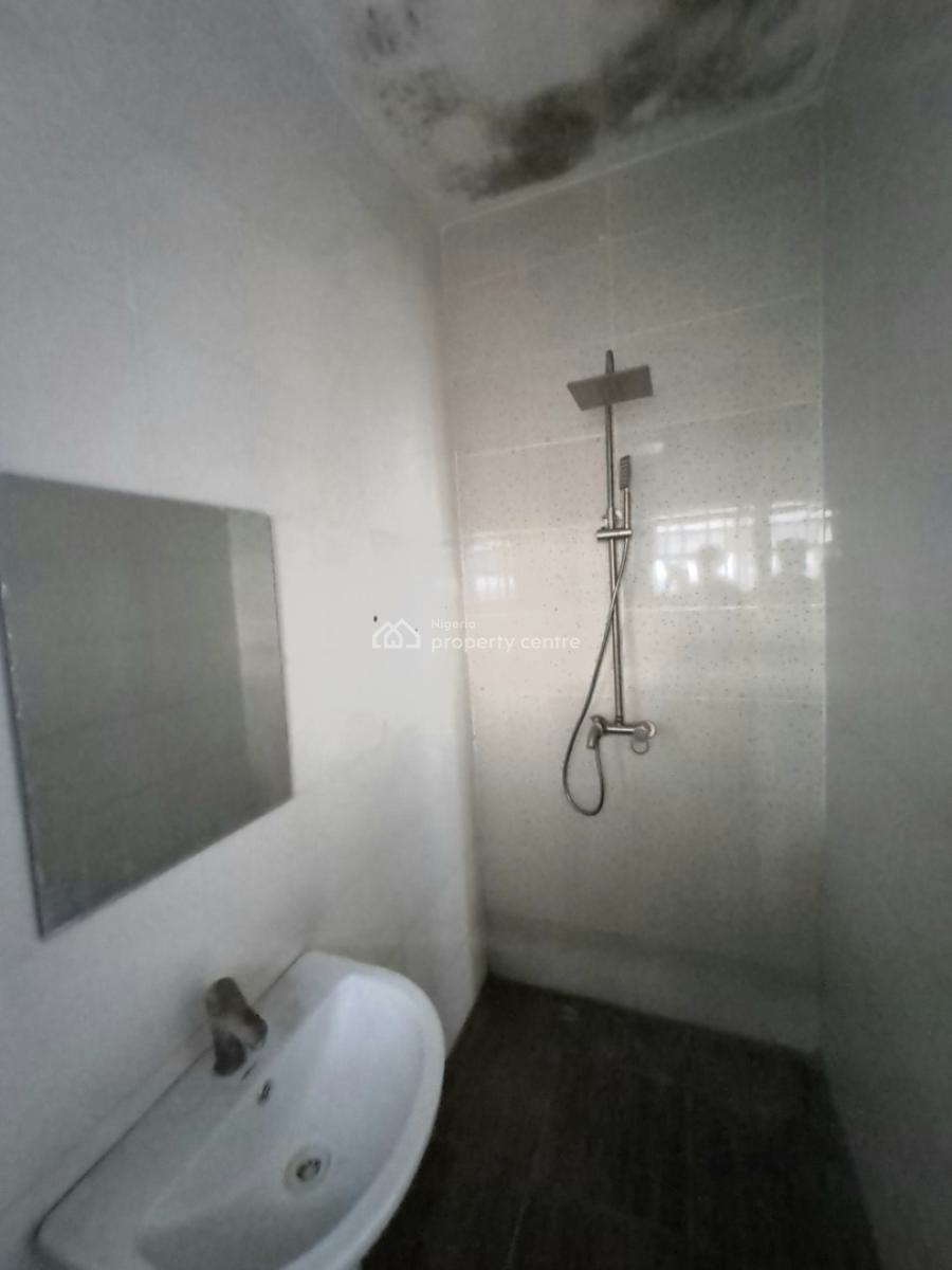 Well Built 3 Bedroom Apartment in a Gated Estate, Ikate By Salem, Lekki, Lagos, Flat / Apartment for Rent