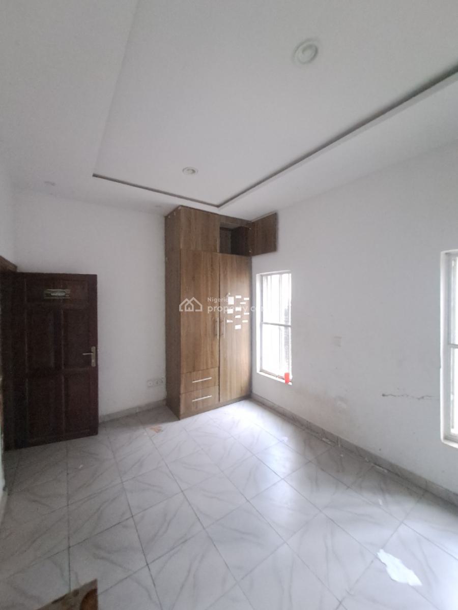 Well Built 3 Bedroom Apartment in a Gated Estate, Ikate By Salem, Lekki, Lagos, Flat / Apartment for Rent