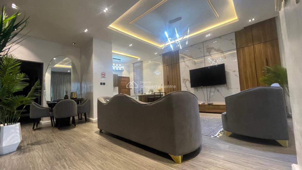 Luxury 3-bedroom Apartment, Lekki Phase 1, Lekki, Lagos, Flat / Apartment Short Let