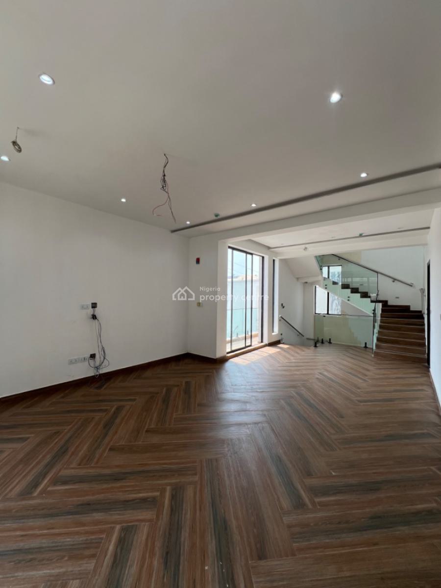 Luxury 4 Bedroom Terrace Duplex, Chevron, Lekki, Lagos, Terraced Duplex for Sale