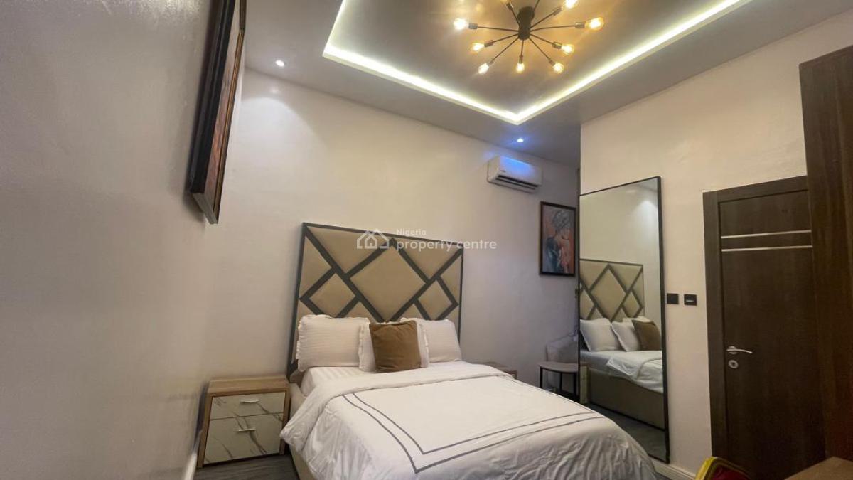 Luxury 2-bedroom Apartment, Lekki Phase 1, Lekki, Lagos, Flat / Apartment Short Let