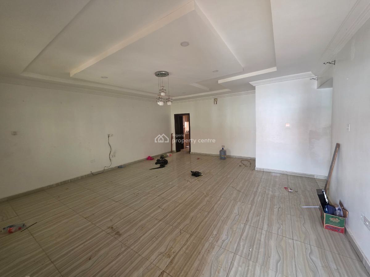 a Well Maintained 3 Bedroom Apartment, Ipent 7 Estate, Karsana, Abuja, Flat / Apartment for Rent