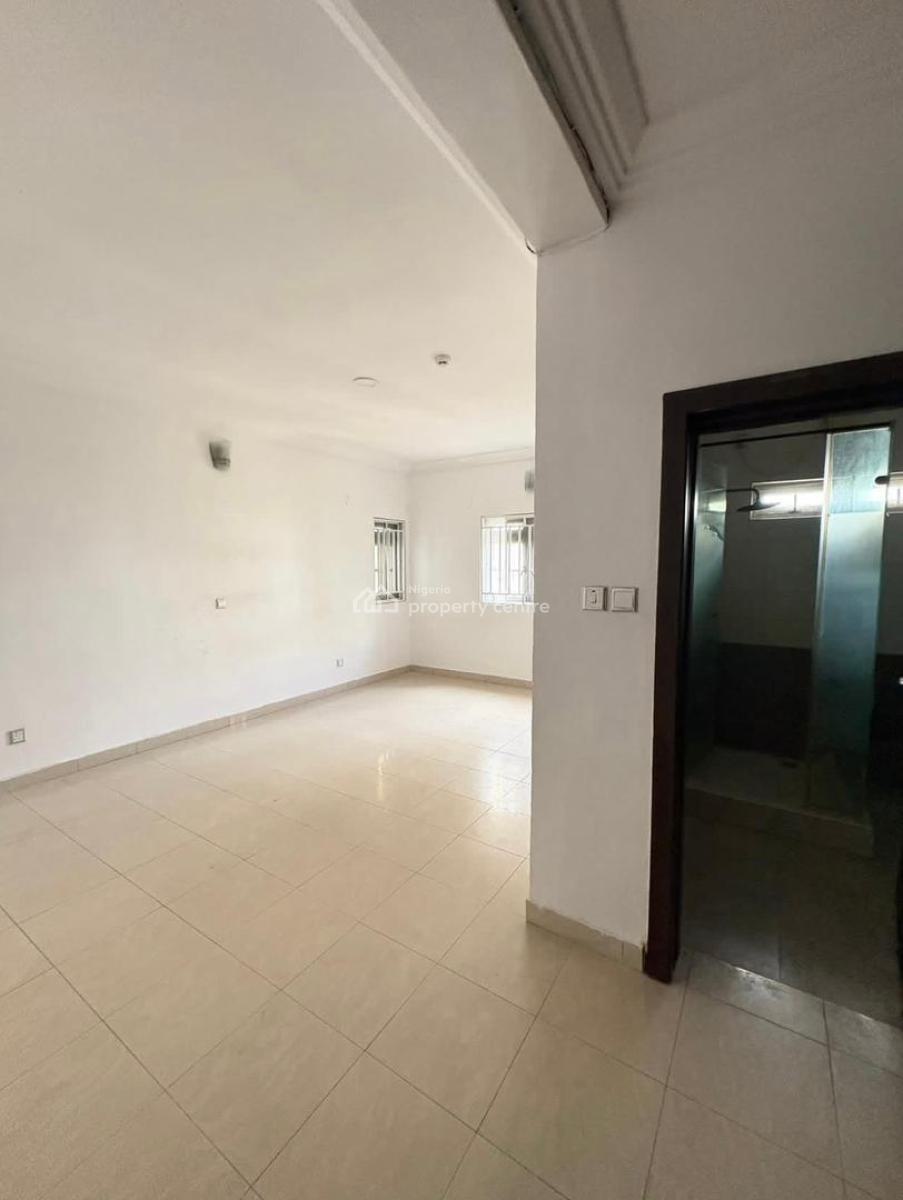 12 Units of Well Maintained 3 Bedroom Apartment with a Swimming Pool, Victoria Island (vi), Lagos, Flat / Apartment for Rent