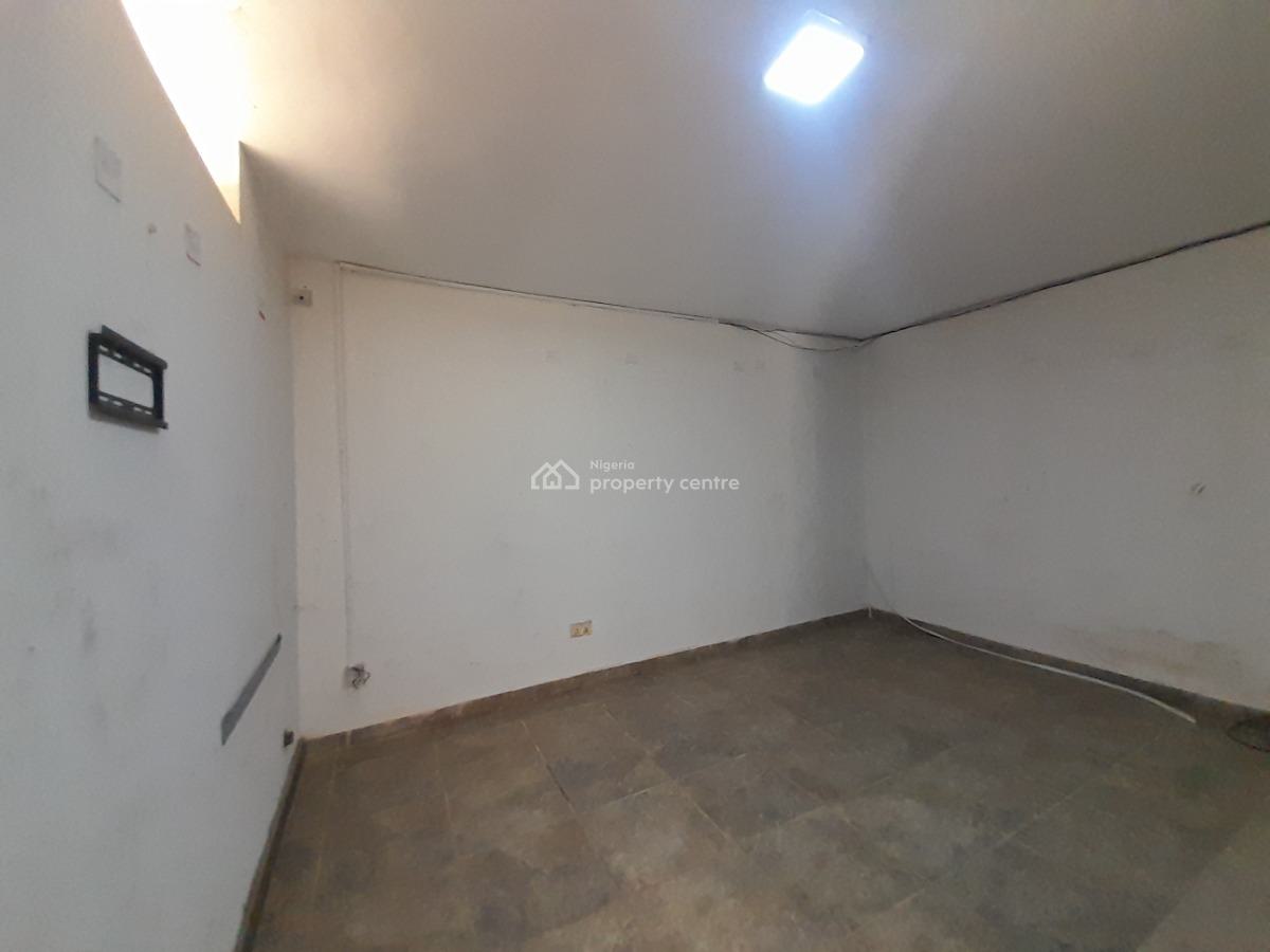 Professionally Serviced 21sqm Basement Office in Prime Location, By Ndic, Central Business District, Abuja, Office Space for Rent