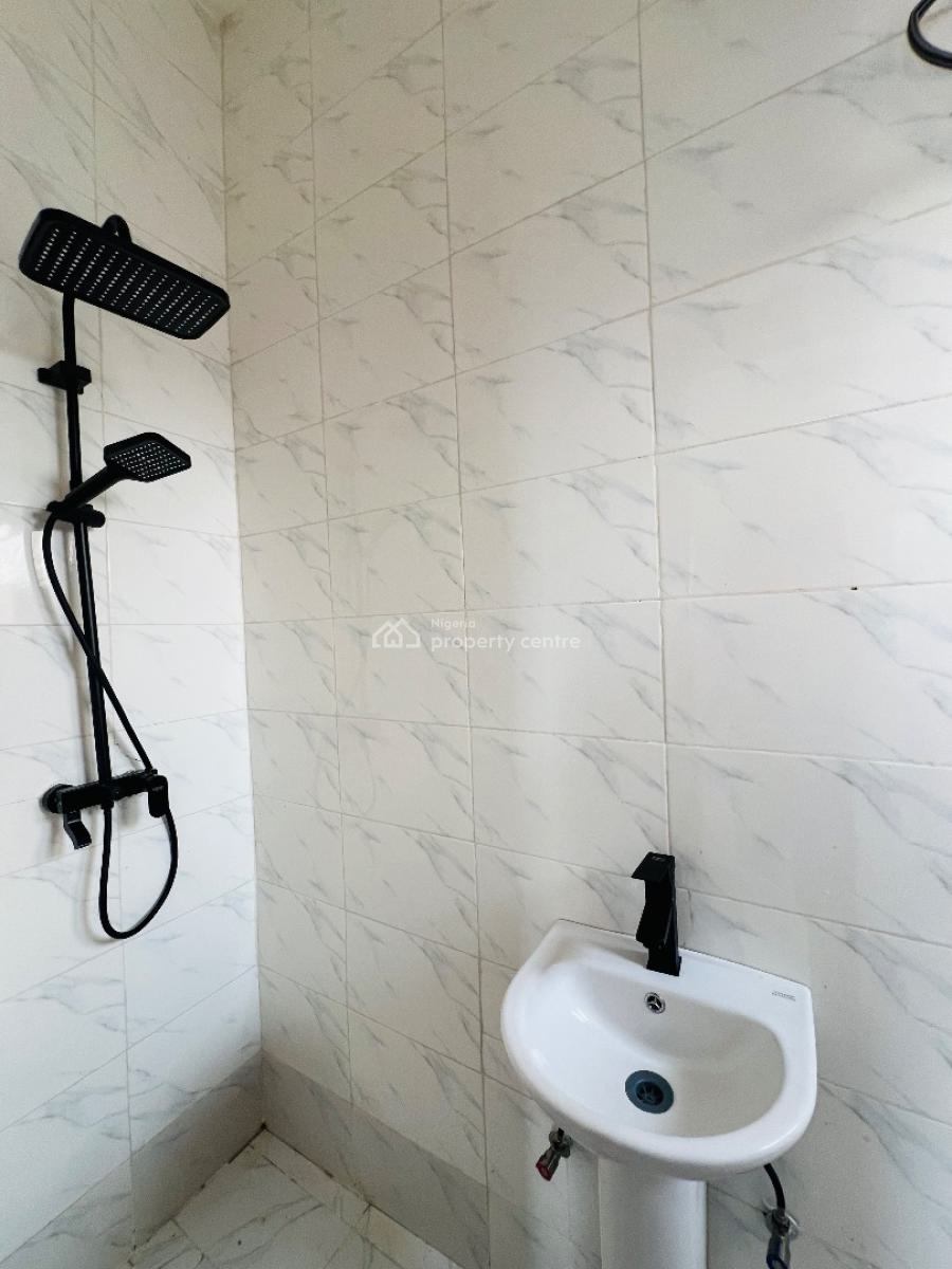 Luxury 2 Bedroom Apartment, Ajah, Lagos, Flat / Apartment for Sale