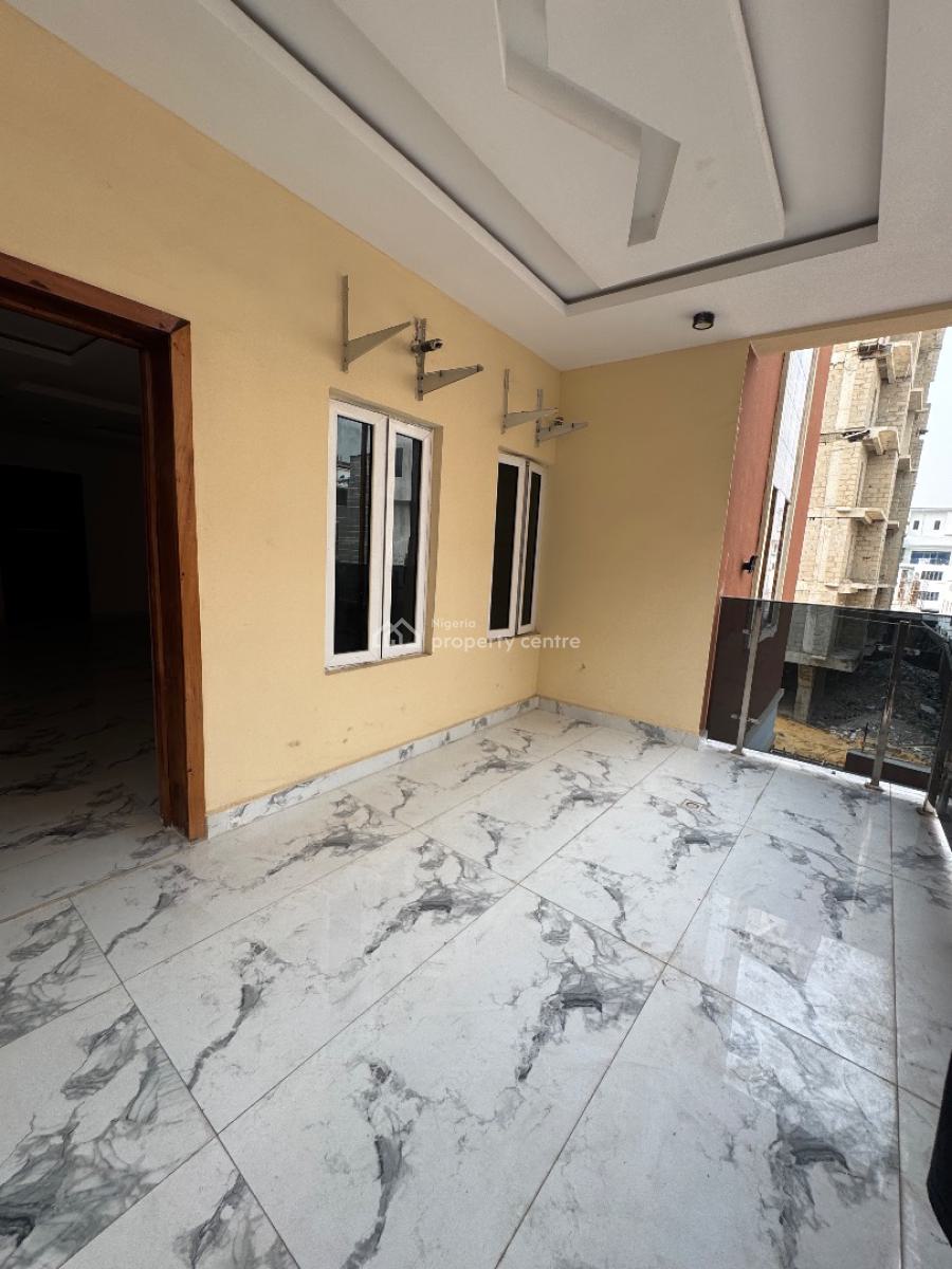 Two (2) Bedroom Apartment, Lekki Phase 1, Lekki, Lagos, Flat / Apartment for Rent