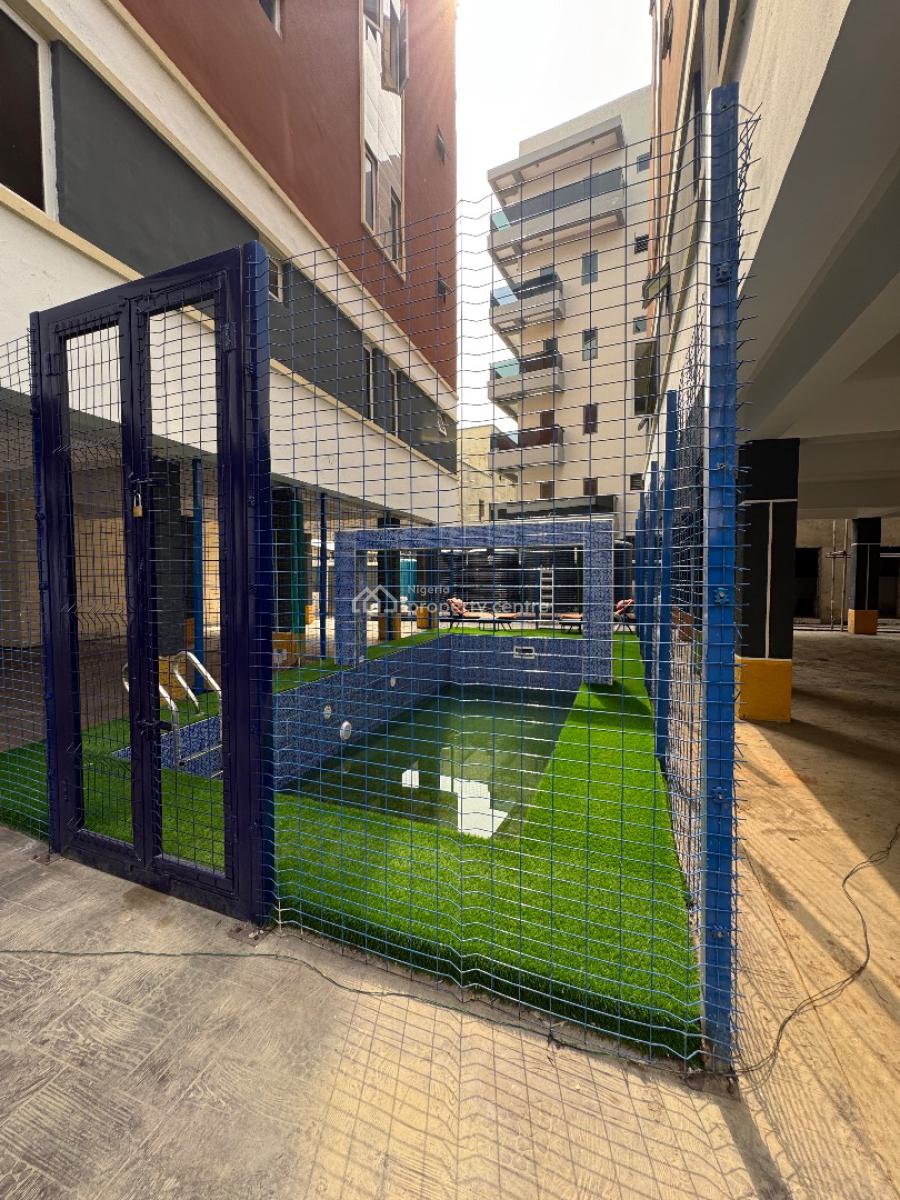 Two (2) Bedroom Apartment, Lekki Phase 1, Lekki, Lagos, Flat / Apartment for Rent