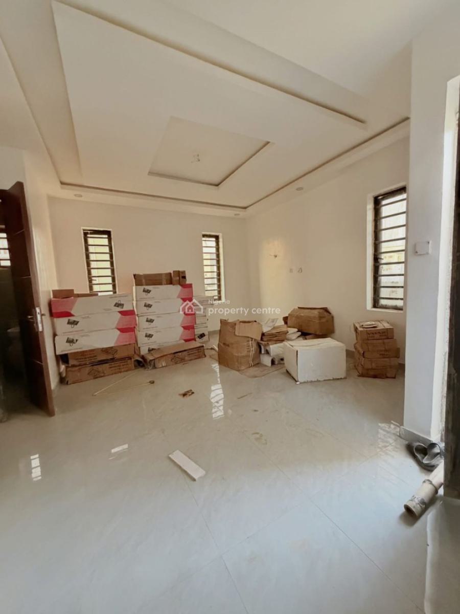 Executive Standard 2 Bedroom Flat Apartment, Surulere, Lagos, Flat / Apartment for Sale