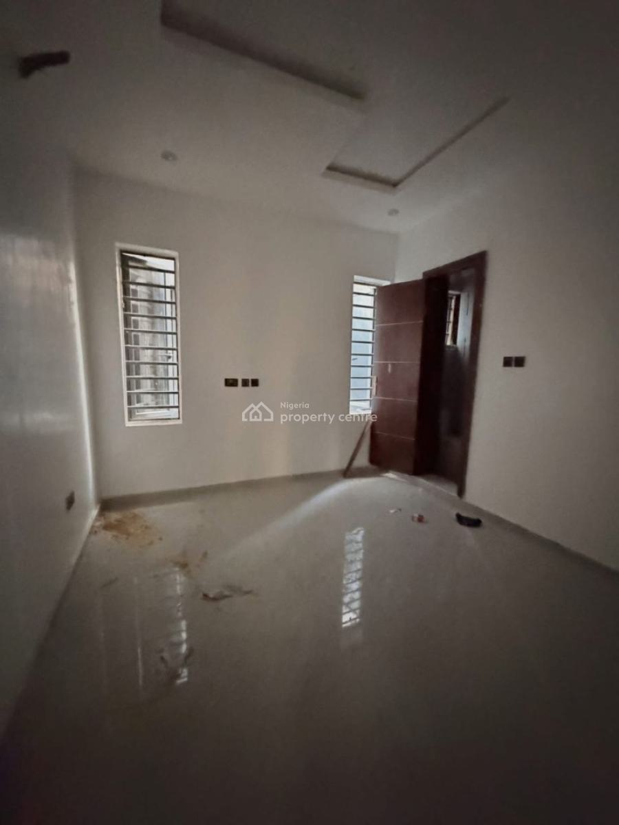 Executive Standard 2 Bedroom Flat Apartment, Surulere, Lagos, Flat / Apartment for Sale