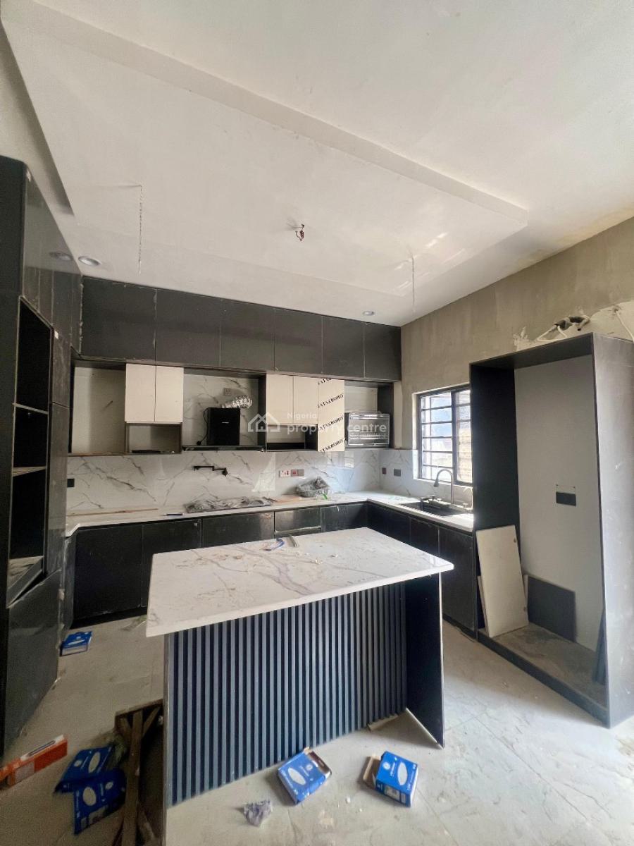 a Tastefully Built 5 Bedroom Detached Duplex with Bq, Gra Phase 1, Magodo, Lagos, Detached Duplex for Sale