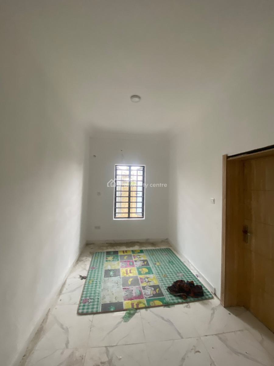 Spacious Two Bedroom Apartment, Peaceland Area Ogombo, Ajah, Lagos, Flat / Apartment for Rent