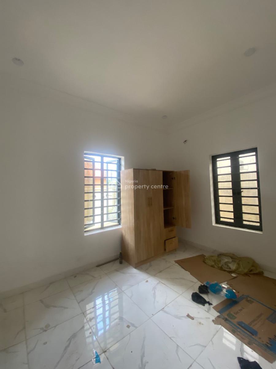 Spacious Two Bedroom Apartment, Peaceland Area Ogombo, Ajah, Lagos, Flat / Apartment for Rent