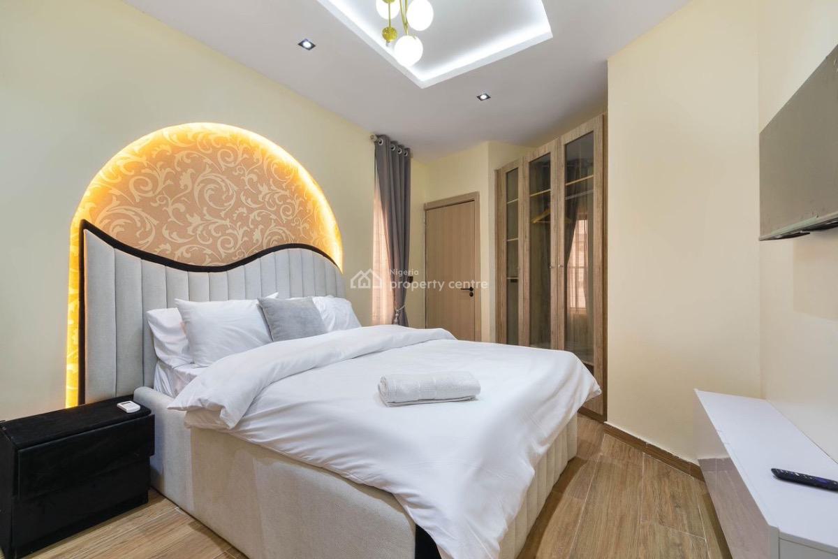 The Shine-a Brand New Luxury 3 Bedroom Apartment with Swimming Pool,ps5, Lekki Phase 1, Lekki, Lagos, Flat / Apartment Short Let