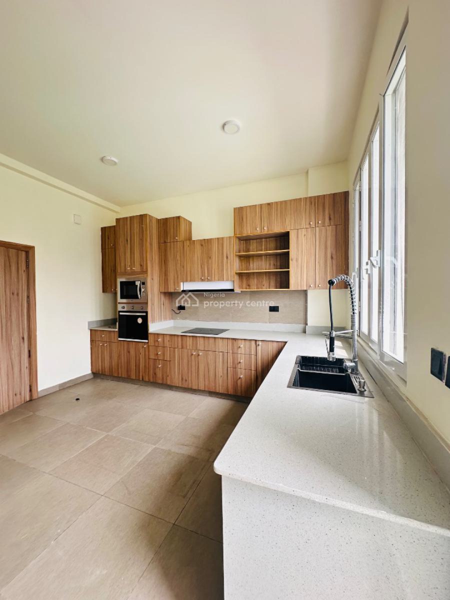 Exclusively Built 3 Bedroom Apartment with Bq, Pool, Gym, Victoria Island (vi), Lagos, Flat / Apartment for Rent