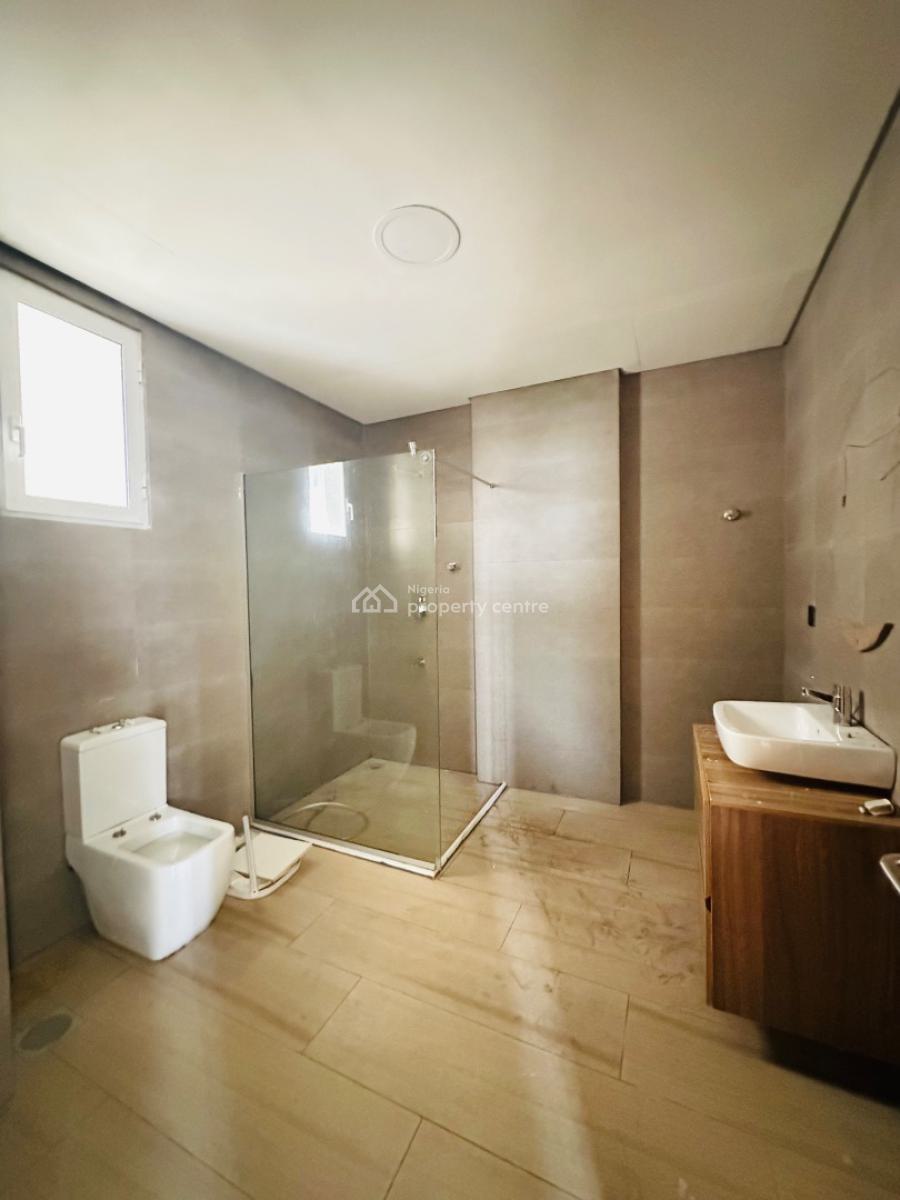 Exclusively Built 3 Bedroom Apartment with Bq, Pool, Gym, Victoria Island (vi), Lagos, Flat / Apartment for Rent