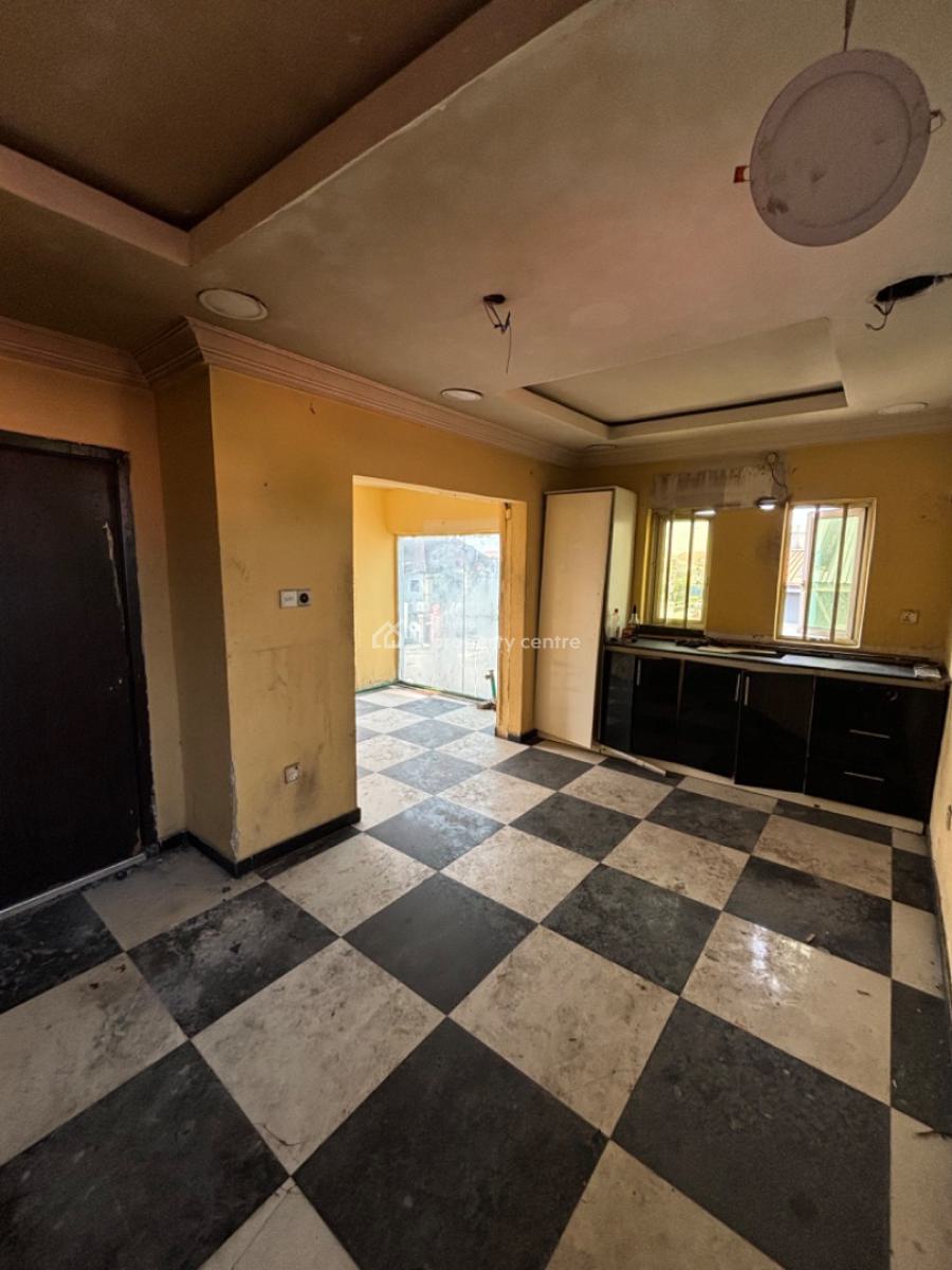 230sqm Front Space Shop, Lekki Phase 1, Lekki, Lagos, Plaza / Complex / Mall for Rent