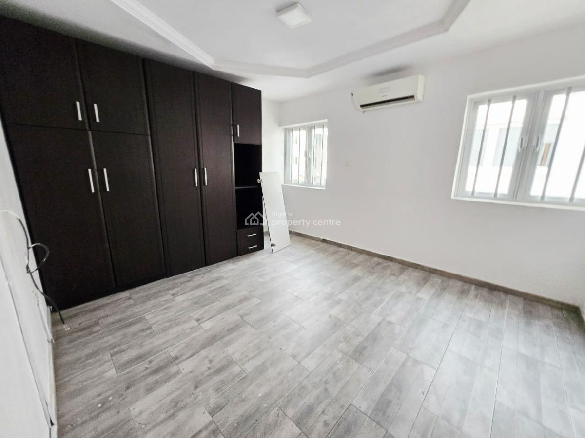 Spacious 3-bedroom Terrace Duplex, Lekki Phase 1, Lekki, Lagos, Terraced Duplex for Rent