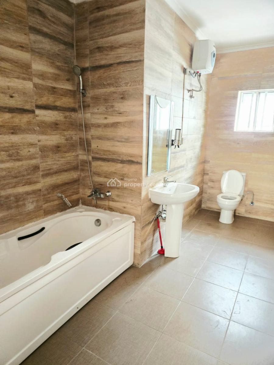 Spacious 3-bedroom Terrace Duplex, Lekki Phase 1, Lekki, Lagos, Terraced Duplex for Rent