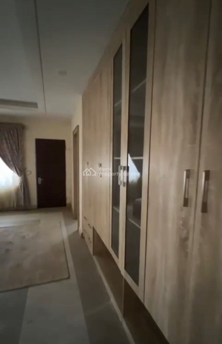 Luxury Spacious 4 Bedroom En-suite +bq+ Tarred Road, By American International School, Durumi, Abuja, Terraced Duplex for Sale