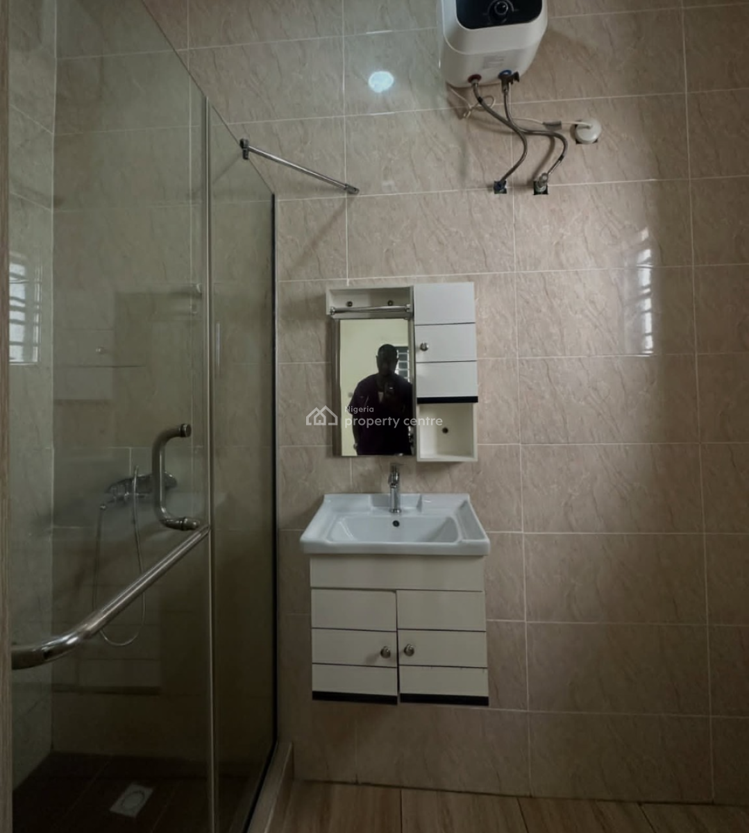 2 Bedroom Apartment Fully Serviced, Orchid Road Before The Roundabout, Lekki, Lagos, Flat / Apartment for Rent