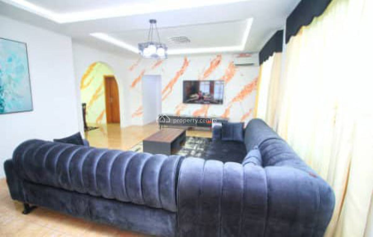 Fully Serviced  3 Bedrooms Apartment, Lekki Phase 1, Lekki, Lagos, Flat / Apartment for Rent