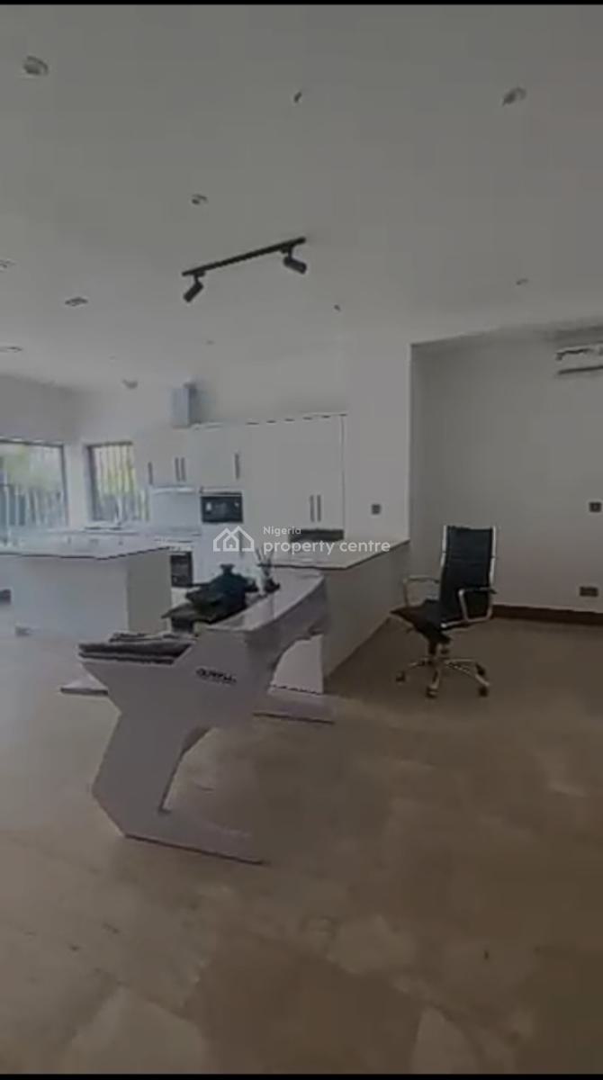 Nice Serviced 2 Bedrooms Apartment, Maitama District, Abuja, Flat / Apartment for Rent