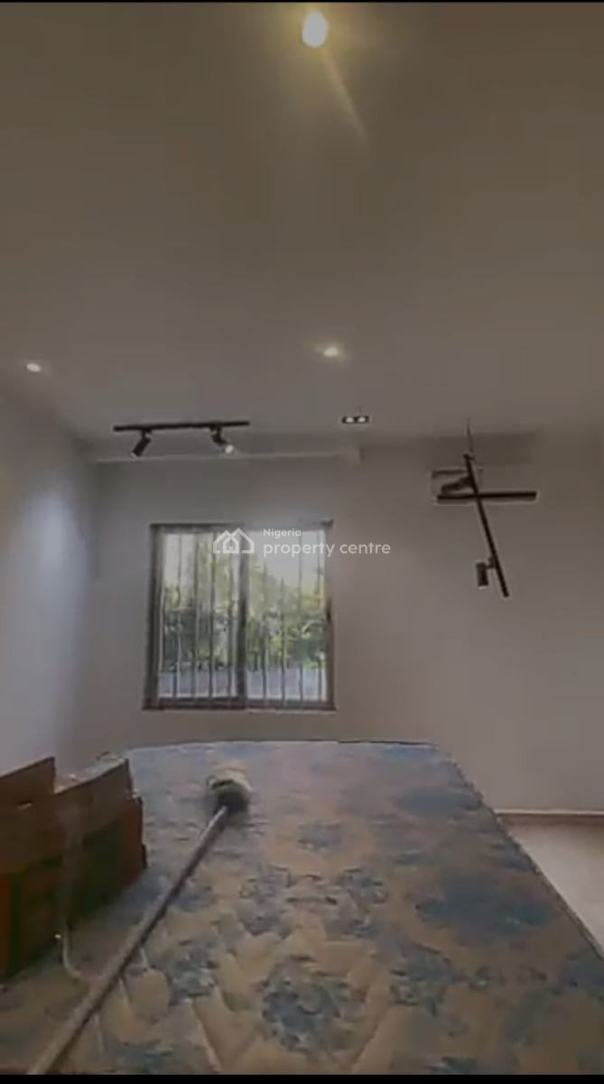 Nice Serviced 2 Bedrooms Apartment, Maitama District, Abuja, Flat / Apartment for Rent