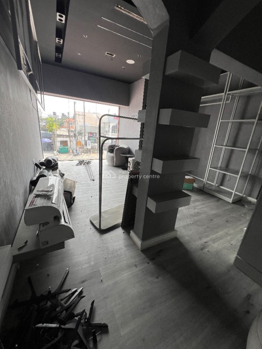 Shop Space Upstairs Facing Road, Off Admiralty Way Lekki Phase 1, Lekki, Lagos, Shop for Rent
