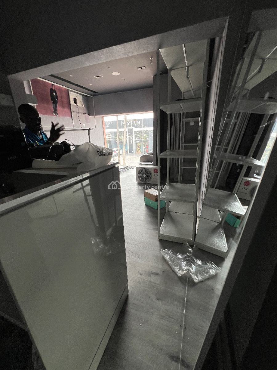 Shop Space Upstairs Facing Road, Off Admiralty Way Lekki Phase 1, Lekki, Lagos, Shop for Rent