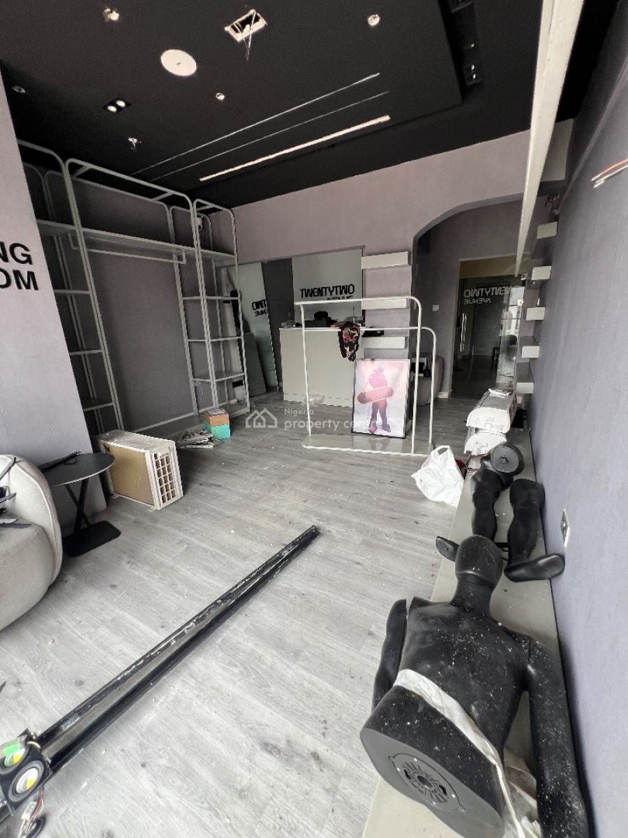 Shop Space Upstairs Facing Road, Off Admiralty Way Lekki Phase 1, Lekki, Lagos, Shop for Rent